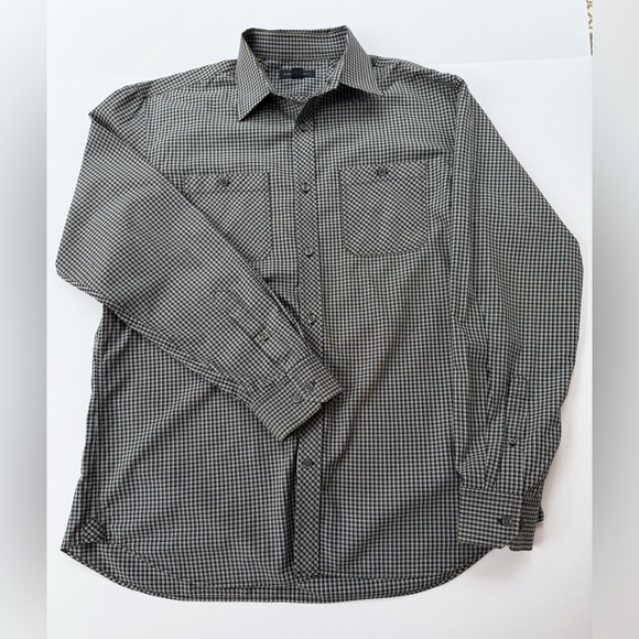 Banana Republic Other - Men’s Banana Republic Long Sleeve Shirt
Size XL (17-17 1/2 neck)